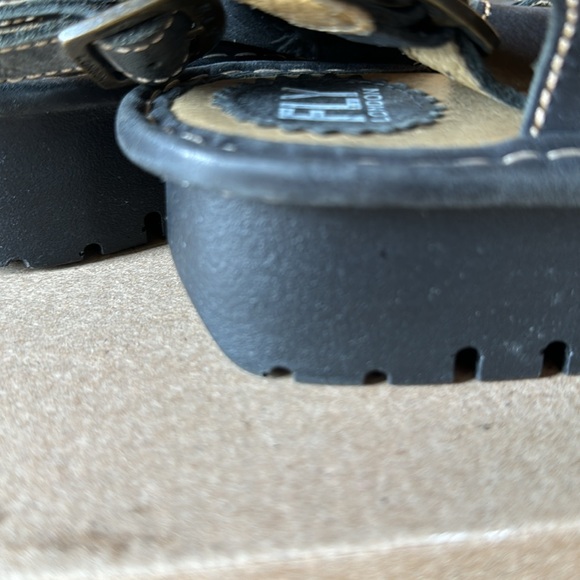 Fly London leather sandal - Picture 4 of 7